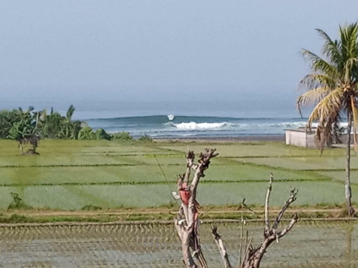 Harris Surf Villa Pulukan Exterior foto