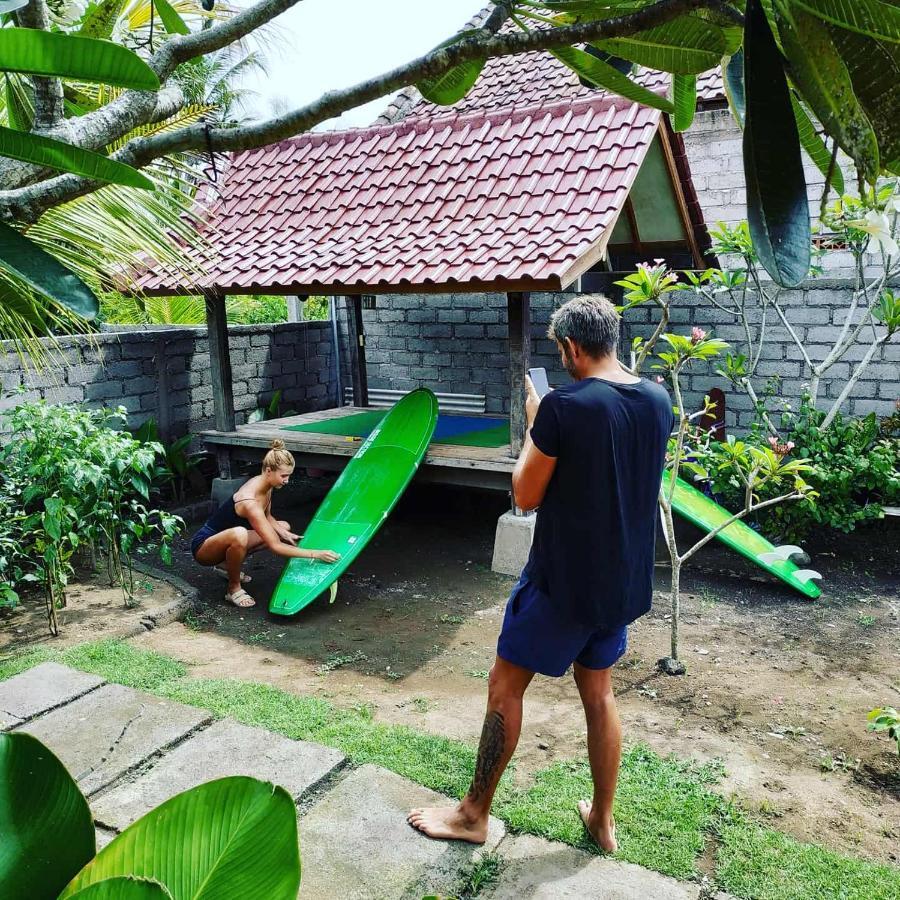 Harris Surf Villa Pulukan Exterior foto
