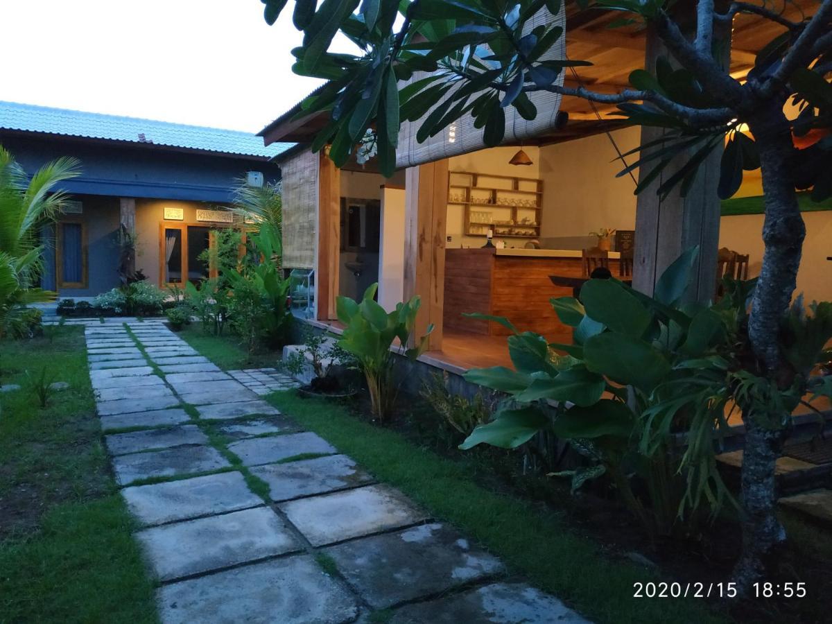 Harris Surf Villa Pulukan Exterior foto